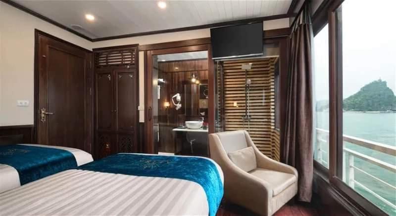 Отель Aquamarine Premium Cruise Халонг Экстерьер фото